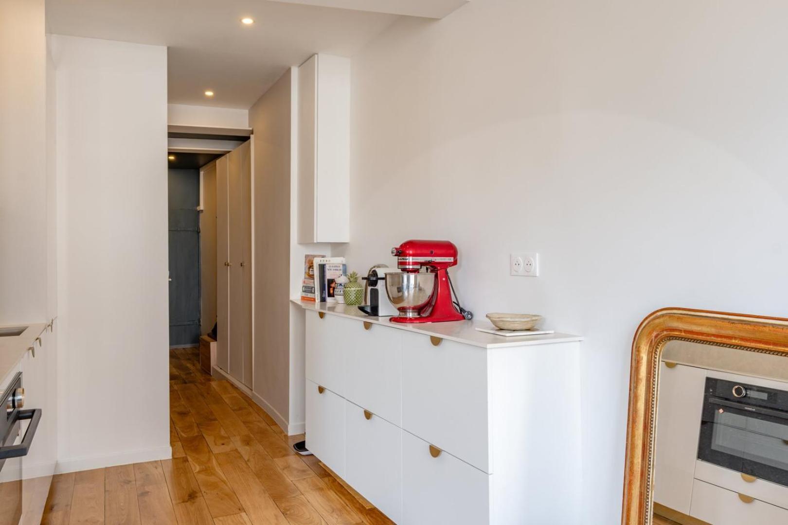 Appartamento Cozy Faubourg St Martin Retreat Parigi