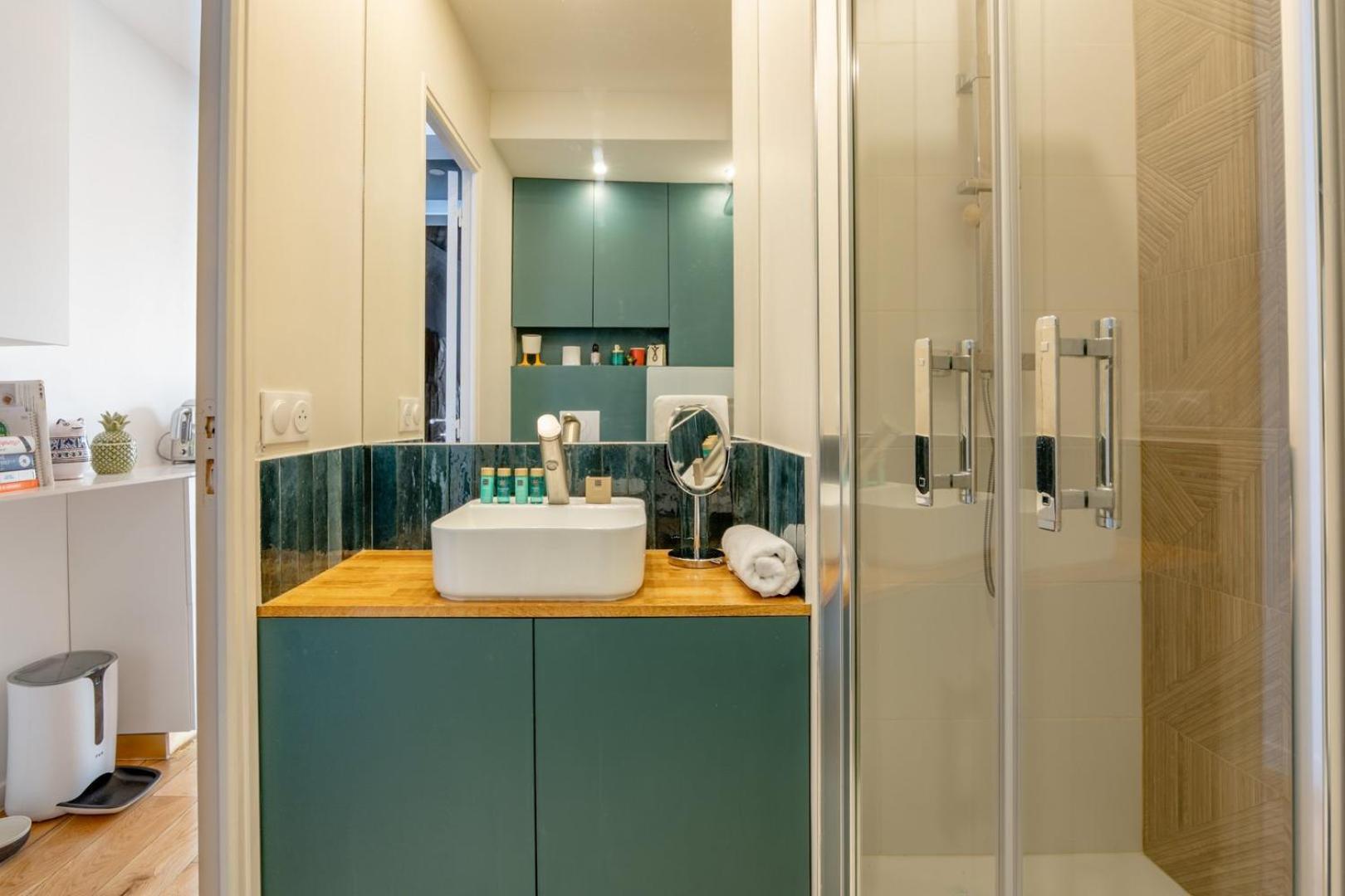 Appartamento Cozy Faubourg St Martin Retreat Parigi